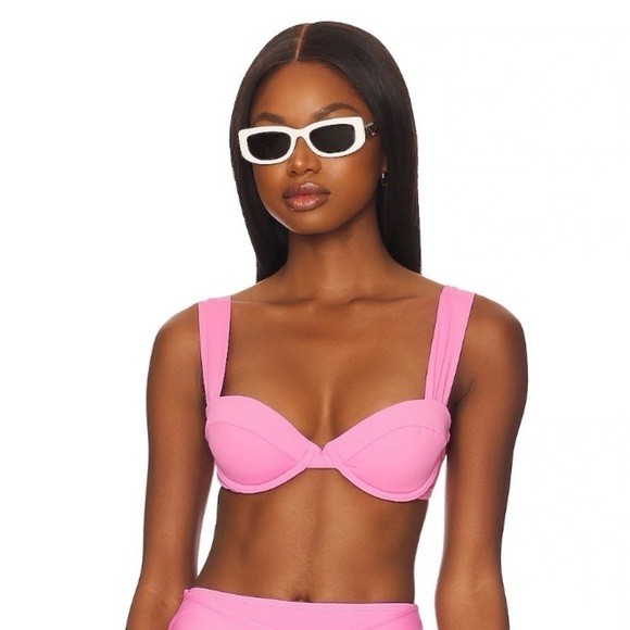 NWT WeWoreWhat Claudia Bikini Top Bubblegum Pink Medium - Picture 1 of 12